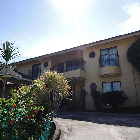 Palms Seaside Inn And Resort Medellin 외부 사진