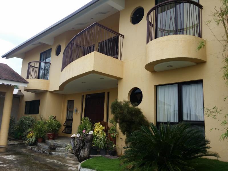 Palms Seaside Inn And Resort Medellin 외부 사진