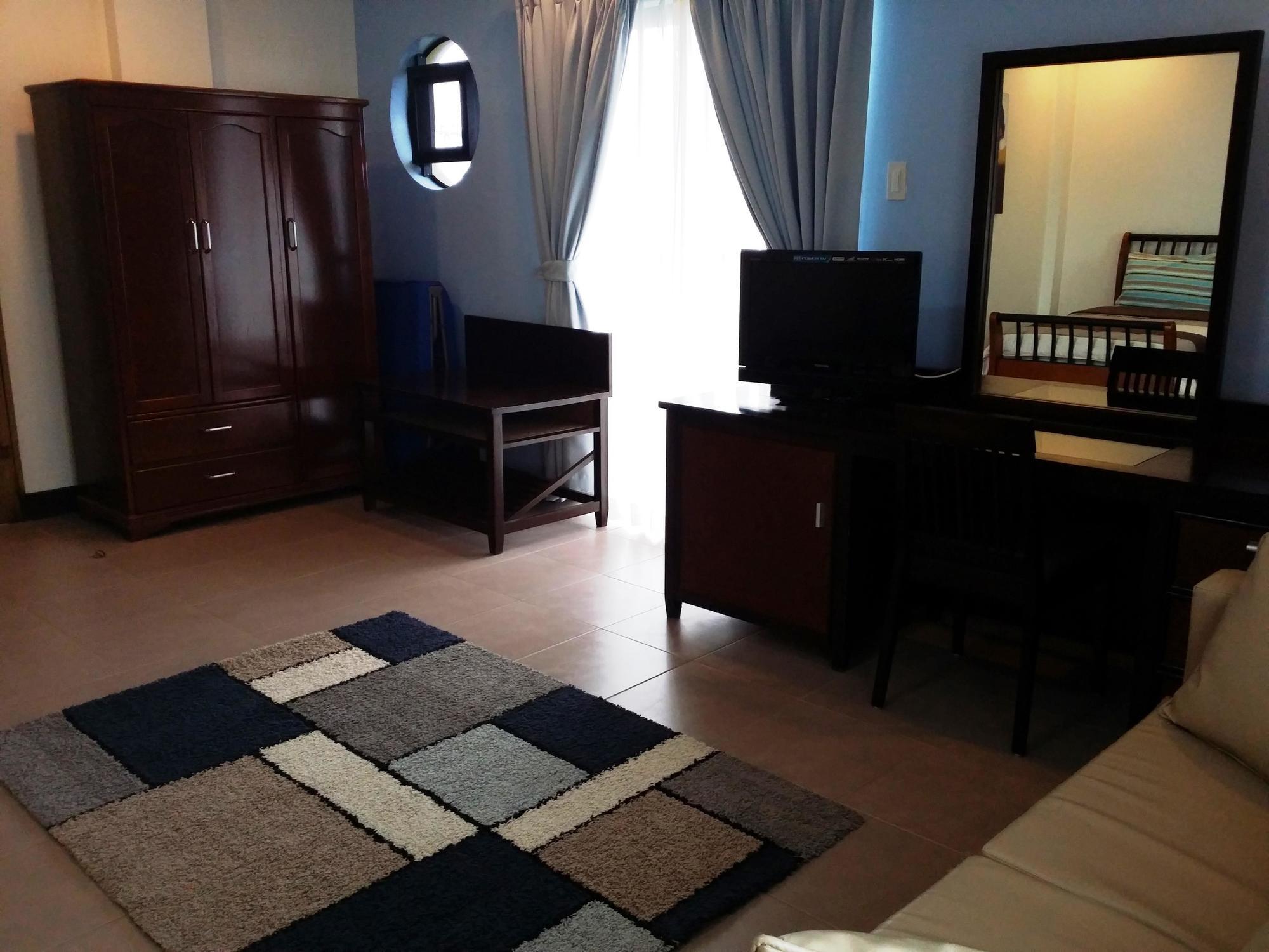 Palms Seaside Inn And Resort Medellin 외부 사진