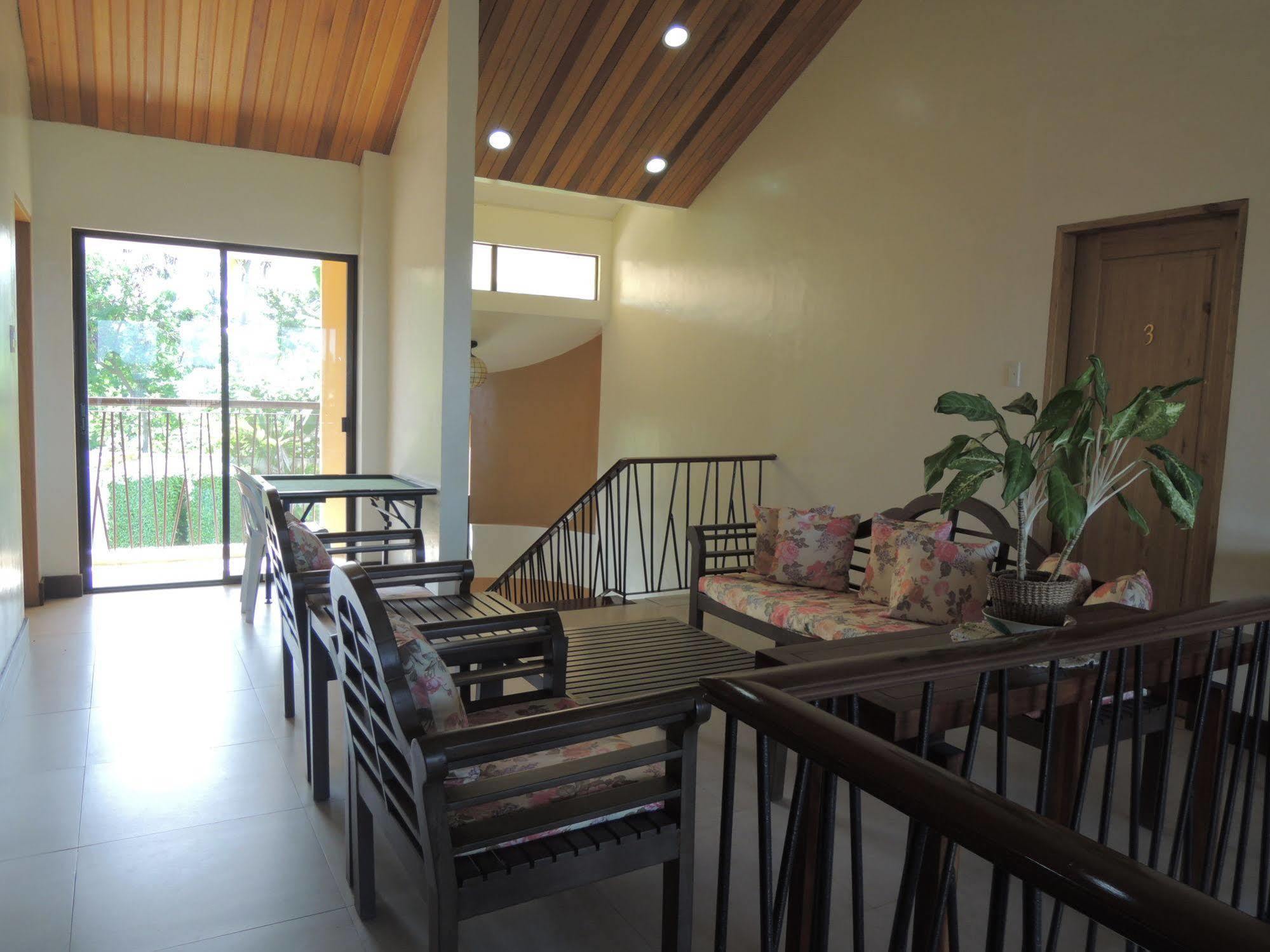 Palms Seaside Inn And Resort Medellin 외부 사진