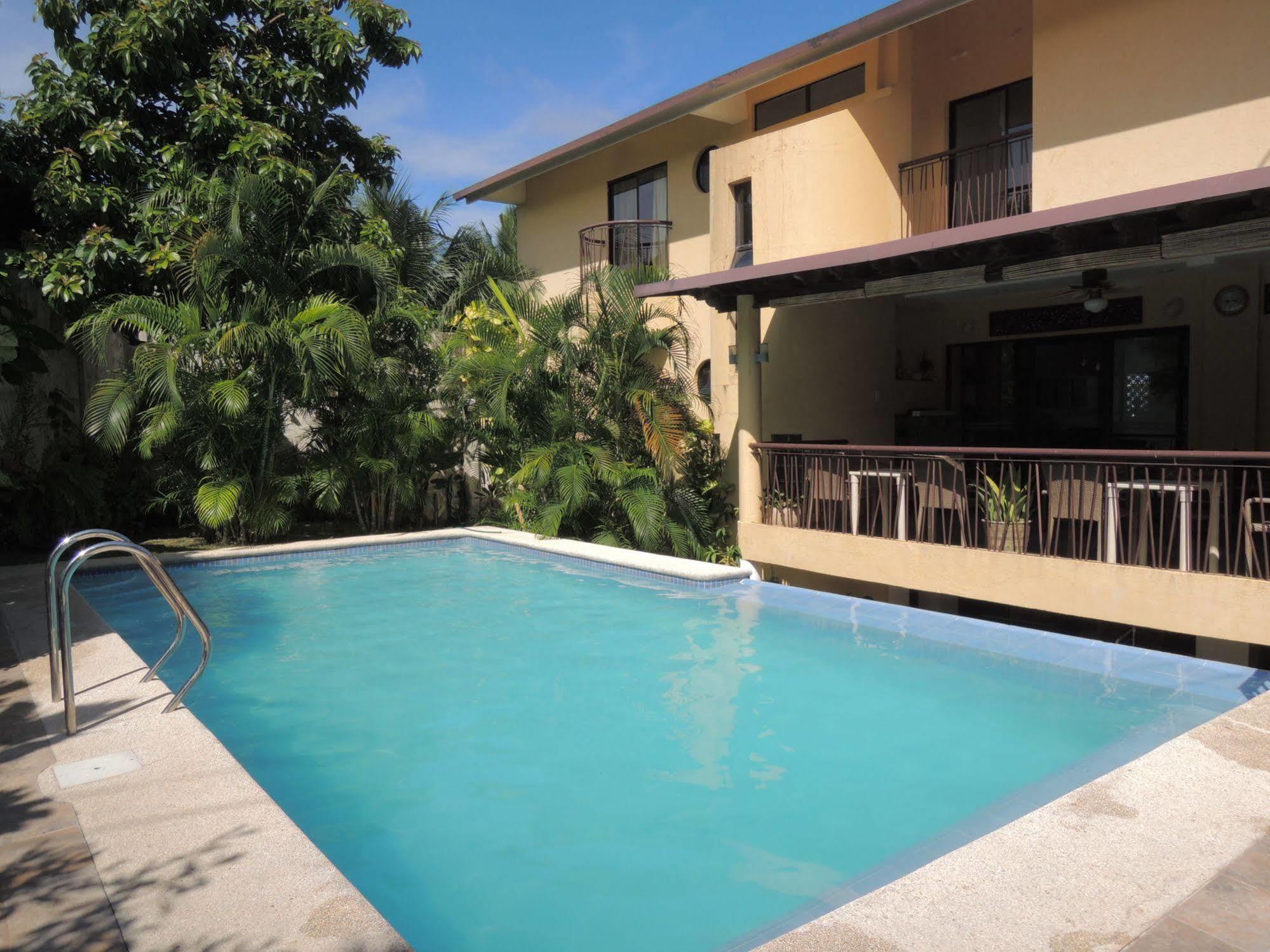 Palms Seaside Inn And Resort Medellin 외부 사진