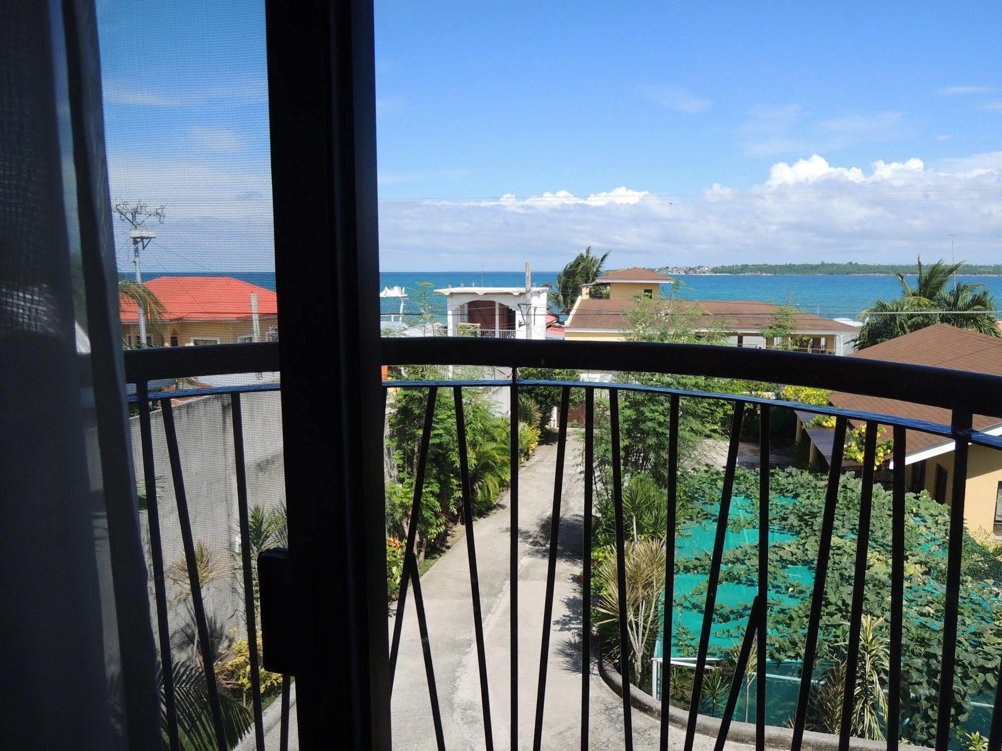 Palms Seaside Inn And Resort Medellin 외부 사진